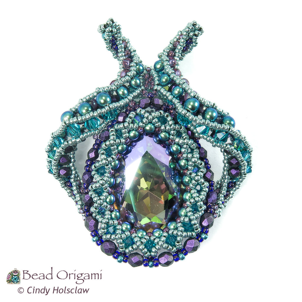 Sorceress's Mirror Pendant