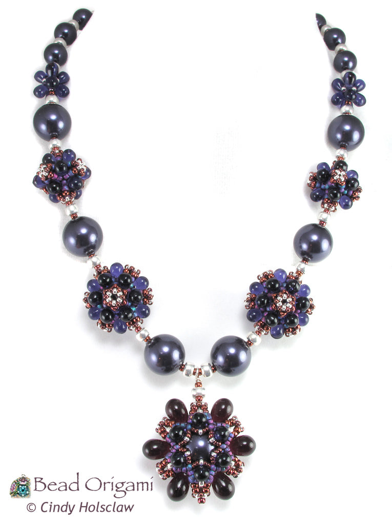 Raindrop Flower Necklace