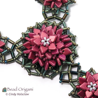 Poinsettia Bouquet Necklace